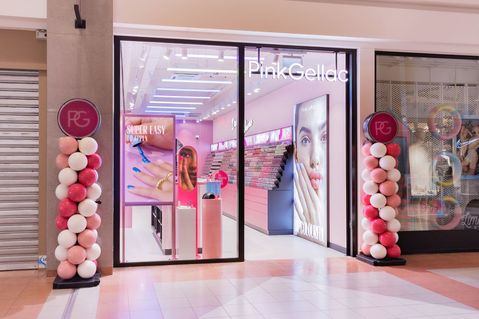 Pink Gellac opent tiende winkel