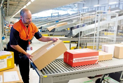 PostNL verwacht meer winst door toename verzonden pakketten