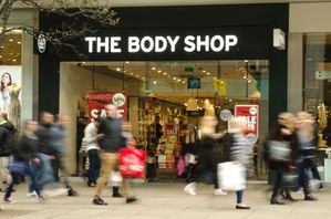 Moederbedrijf The Body Shop boekt kwartaalgroei met dubbele cijfers