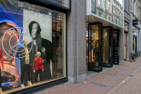 Perry Sport na 155 jaar weg uit Kalverstraat