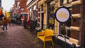 Leeuwarden wijst winkelen tot middernacht en op zondagmorgen af