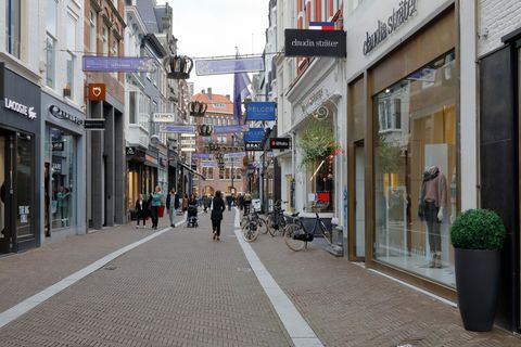 'Fysieke winkel verliest aan populariteit'