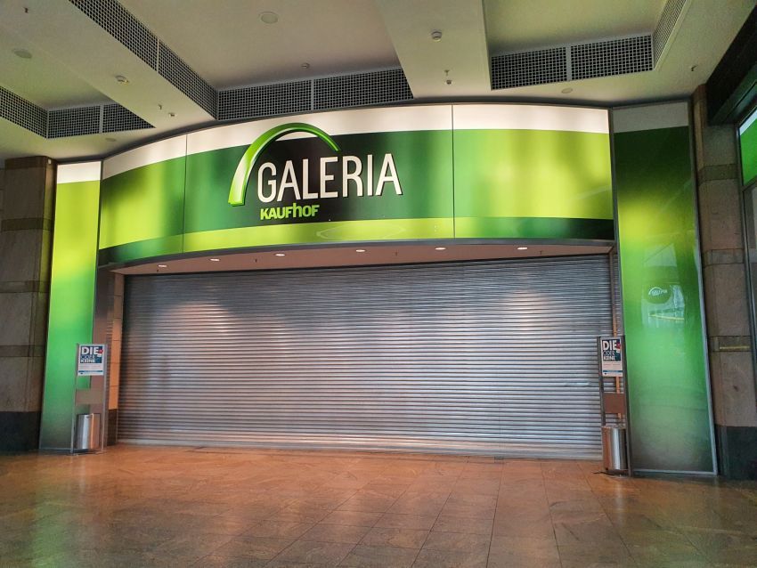 'Galeria Karstadt Kaufhof wil 62 winkels sluiten'