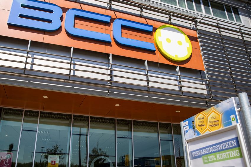 Wat moet de eigenaar van Blokker met BCC?