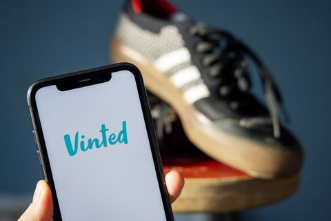 Online tweedehandskleding kopen in trek bij Nederlandse consument