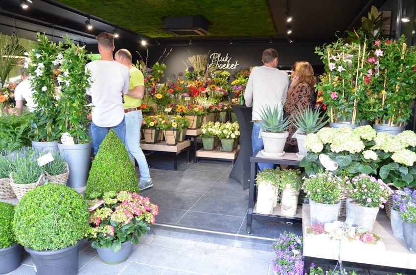 Topbloemen.nl straks op meer plekken in de winkelstraat