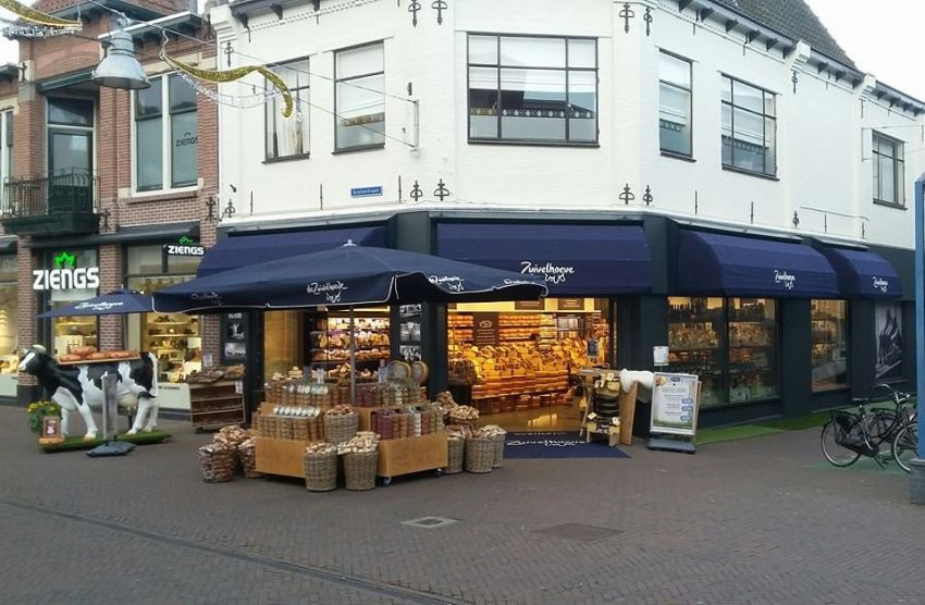 Zuivelhoeve-keten blijft groeien