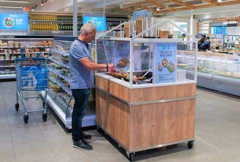 Albert Heijn breidt honderd winkels uit met saladebar