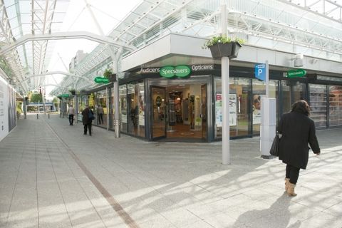 Specsavers: 'Wij gaan nooit online'