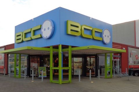 ​Biedingsstrijd om BCC-moeder barst los