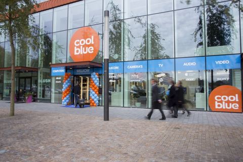Winst Coolblue met de helft gedaald