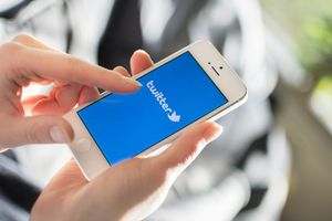 Twitter trekt handen af van koopknop