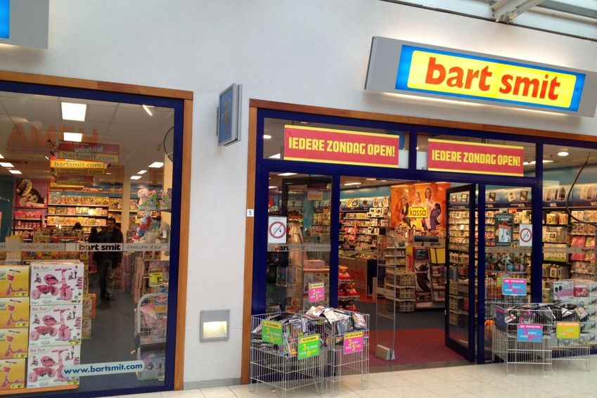 CNV plaatst vraagtekens bij McGregor en Intertoys