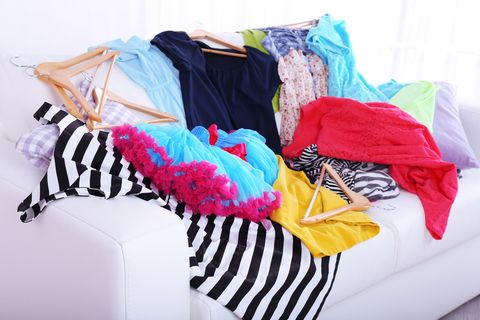Dit gebeurt met te veel ingekochte kleding