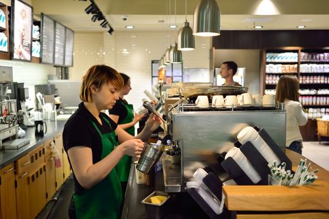 Appdate: Zo ontsnappen Starbucks-medewerkers aan hun werktijden