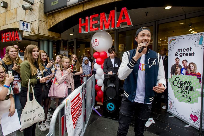 Zo vult HEMA het schoolgat van V&D