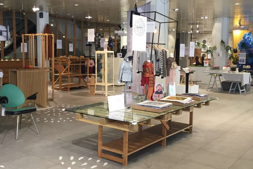 In dit warenhuis is verkoop ondergeschikt