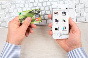 ​Selfies en vingerafdrukken moeten fraude tegengaan