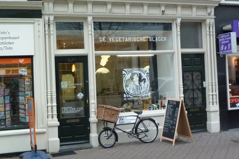 ​De Vegetarische Slager gaat de grens over