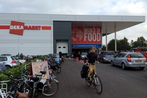 ​DekaMarkt kondigt meer World of Foods aan