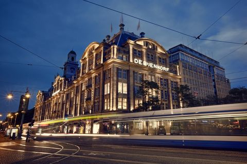 ​‘Bijenkorf, HEMA en V&D-panden in de etalage’