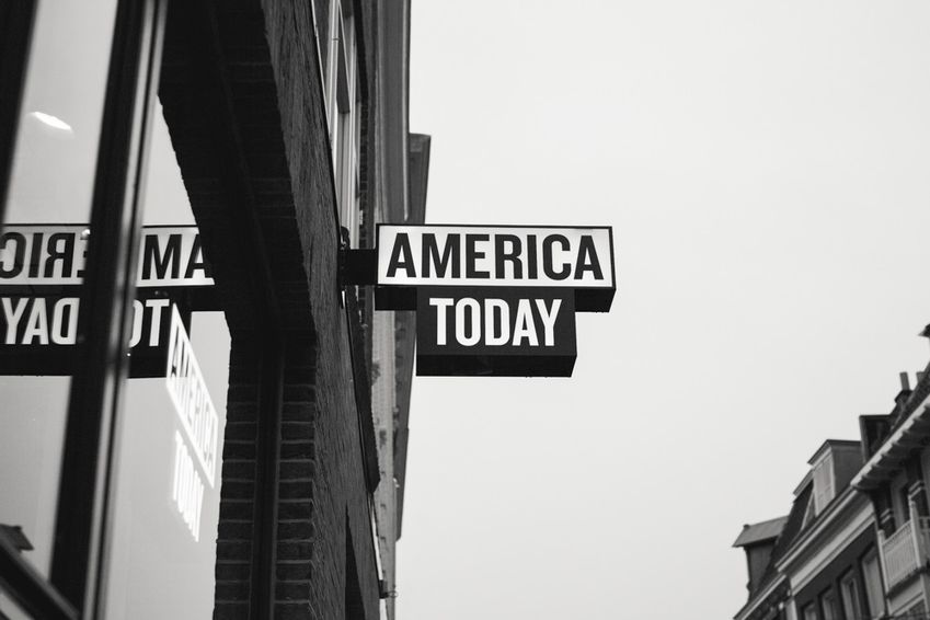 Coolcat en America Today in het rood