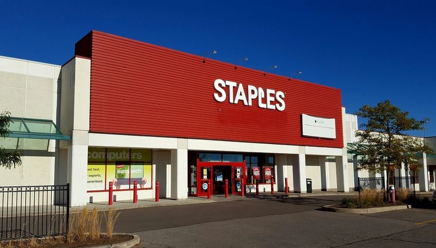 Staples sluit nog eens zeventig winkels