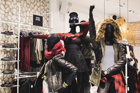 ​The Sting opent nieuw vlaggenschip in Antwerpen