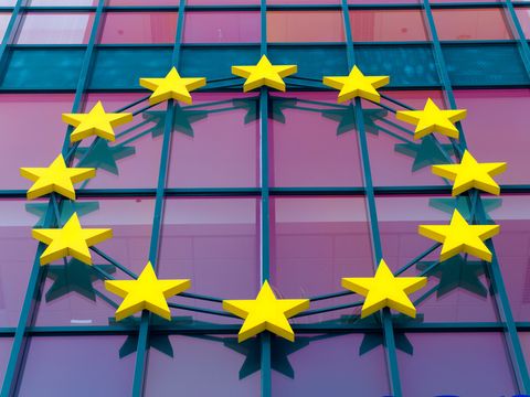 Brussel verscherpt focus op online concurrentie