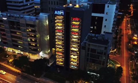 ​Verkoopautomaat vol dure auto’s in Singapore