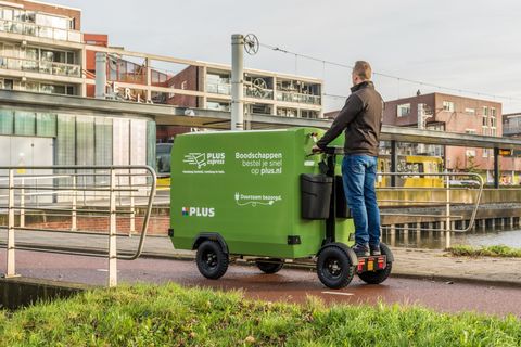 Plus breidt bezorgvloot en loyaliteitsprogramma uit