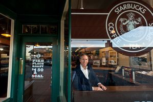 Hoe Starbucks (met vallen en opstaan) kwam waar het nu staat