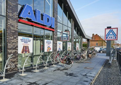 Aldi kijkt 'serieus' naar e-commerce
