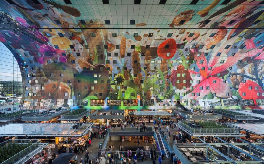Is de Markthal over de datum?