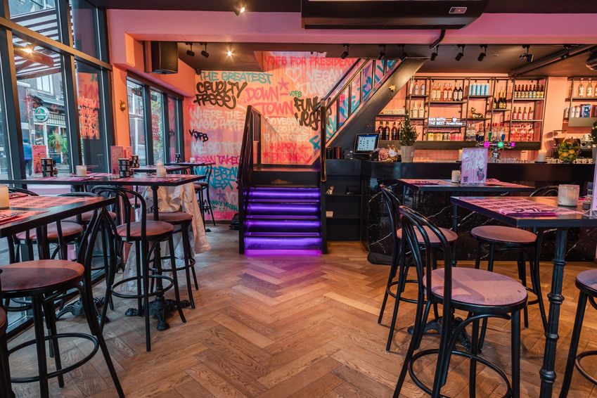 Vegan Junk Food Bar wil internationaal uitbreiden