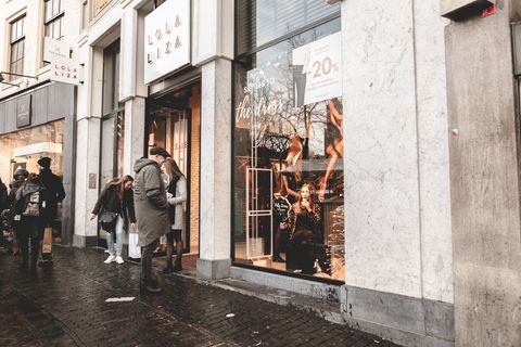 Kledingketen LolaLiza ziet verlies ruim verdubbelen