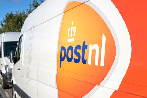 PostNL beboet voor illegale werknemers in pakketdivisie