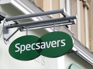Specsavers experimenteert met kleinere winkels