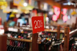 Gemeentebestuur Assen wil outlet doorzetten