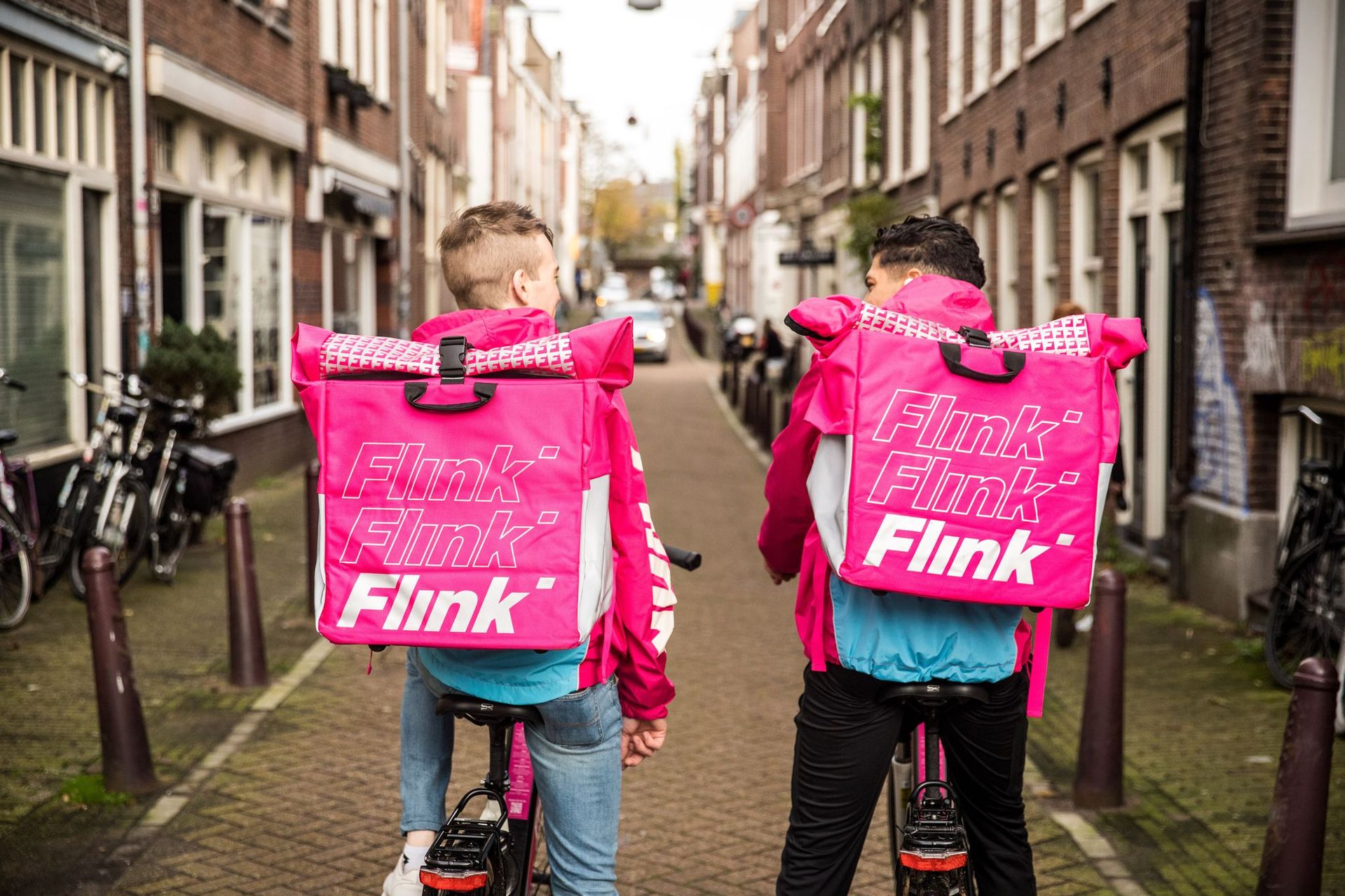 Dark stores, dark kitchens - alles dark?