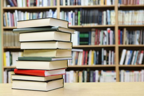 Frankrijk in de bres voor boekwinkels: verplichte verzendkosten