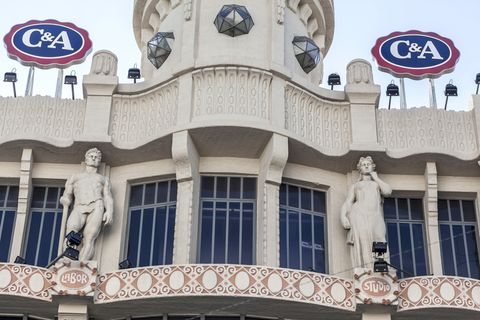 'Dwangarbeid voor C&A en H&M in gevangenis'