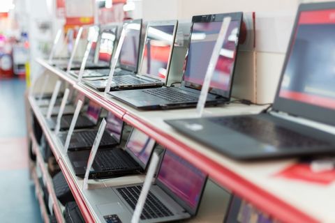 Dixons neemt verhuursite op de schop