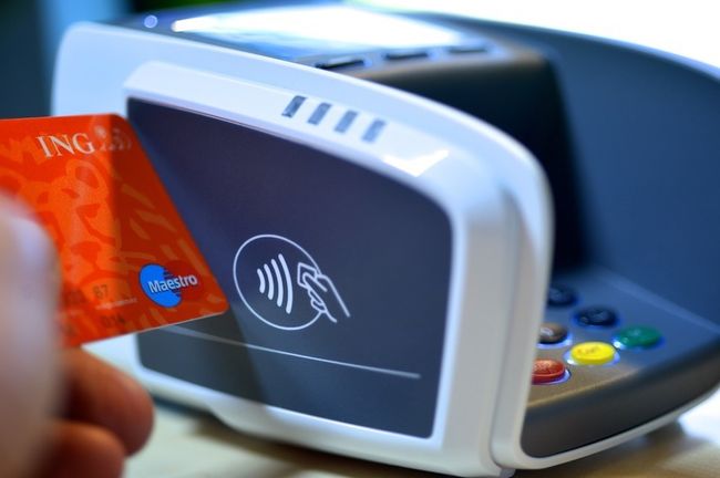 De voor- en nadelen van contactloos betalen