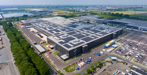 Politiek zet rem op nieuwe distributiecentra