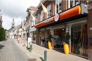 Expert groeit in omzet, naamsbekendheid en service
