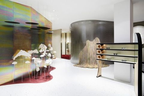 Een nieuw winkelpaleis in Tokio's meest luxe hoekje