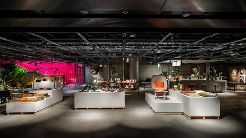  Met deze roze trap verleidt Hay Japanners