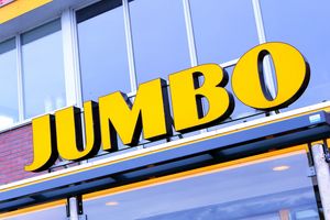 Jumbo-eigenaren cashen elk tien miljoen