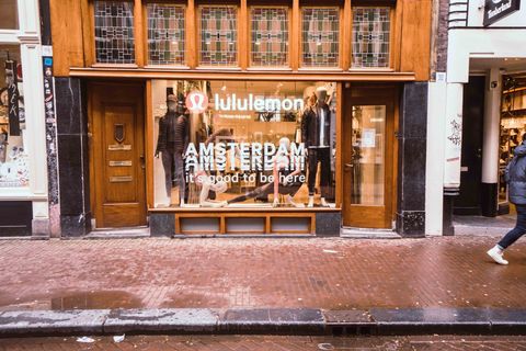 Lululemon passeert de drie miljard omzet